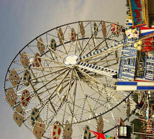 Luna Park Adriatico im September