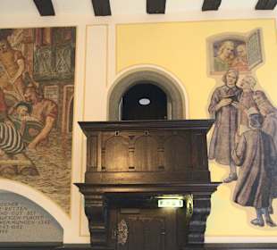 Wandmalereien zur Stadtgeschichte