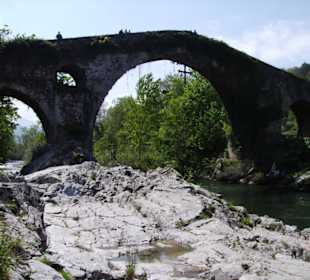 El puente romano de Cangas de Onís 