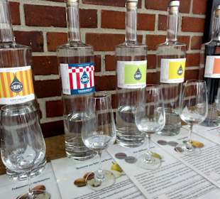 Impressionen aus der Destillerie Piekfeine Brände