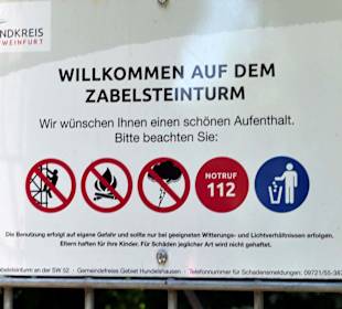 Hinweisschild am Turm