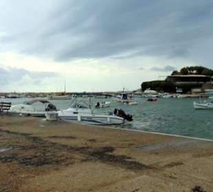 Hafengelände nach einem Gewitter