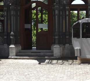 Heimatschutzzentrum in der Villa Patumbah