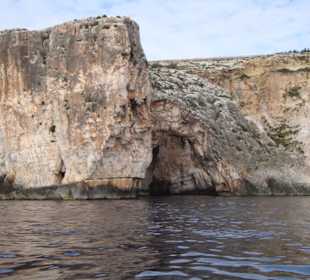 Steilküste bei Blue Grotto