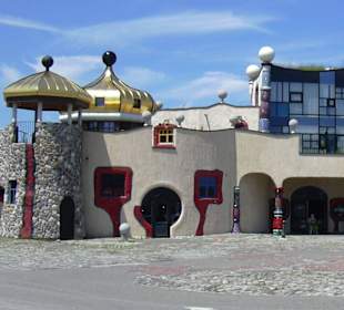  Hundertwasser Markthalle in Ostschweiz