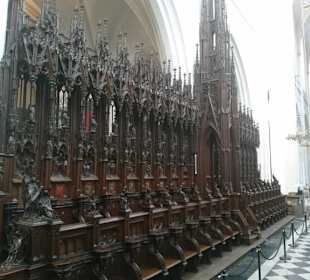 Chorbänke.