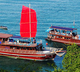 Red and Blue Dragon Classic Thai Yachts