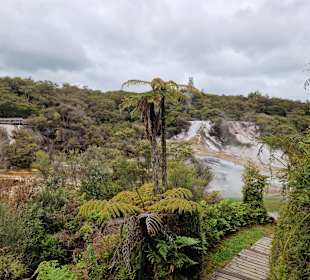 Orakei Korako Geothermal Park & Cave