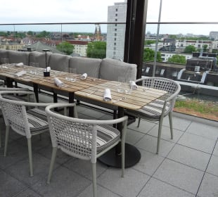 Jil Rooftop Drink&Dine