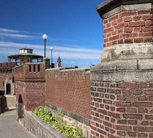 Treppenanlage auf den Hügel