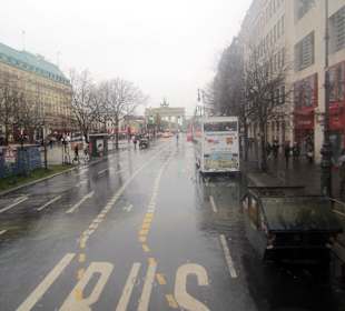 Buslinie 100 wie eine Stadtrundfahrt