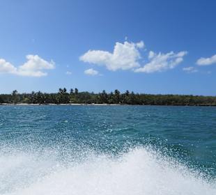 Vorbei an Traumstränden Richtung Saone