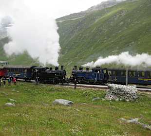 Eine Fahrt mit der historischen Furka Dampfbahn