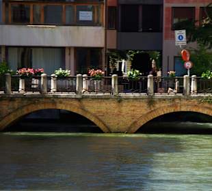 Am Kanal entlang