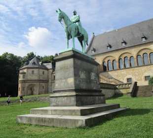  Kaiserpfalz
