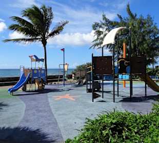 Spielplatz an der Uferpromenade Barachois