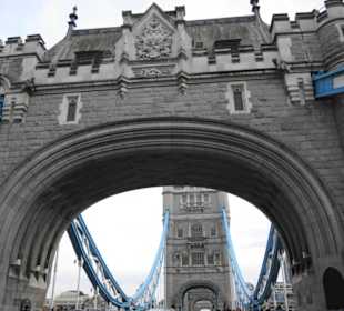 Tower Bridge Impression