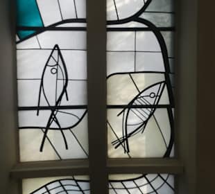 Teilansicht vom 250 qm großen Chorfenster