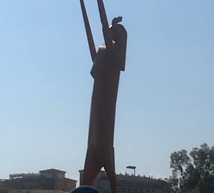 Im Kreisverkehr in Port Alcudia 