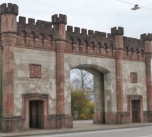 Das um 1850 erbaute Karlsruher Tor in Rastatt
