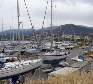 Agios Nikolaos - port