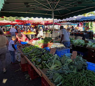 Rundgang über den Wochenmarkt von Saint-Paul