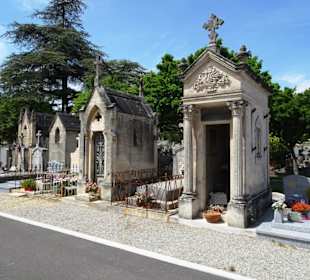 Rundgang über den Friedhof Saint-Pierre