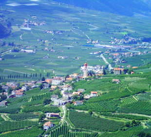Aussicht vom Wanderweg - Schloss Juval