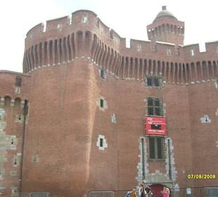 Форт le castillet