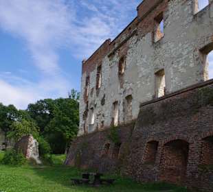 Ruiny zamku w Krupem