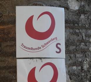 TraumRunde Schwanberg: Wegweiser / Wegmarkierung