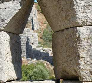 Die antike Stadtmauer von Messéne
