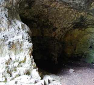 Die Höhle
