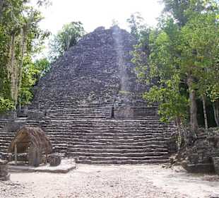 Pyramide La Iglesia, Cobá-Gruppe