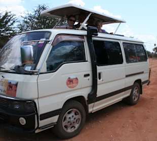Bus mit 7 gemütlichen Sitzen hinten