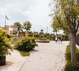 Hafen Porta Potenza Picena