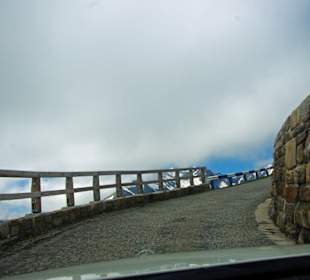 Enge Straßen hoch zur Edelweißspitze