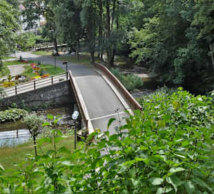 Brücke über die Ölschnitz im Kurpark