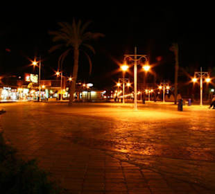Hurghada bei Nacht