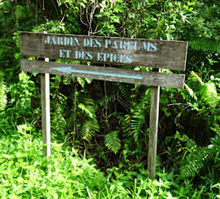 Wegweiser zum Garten