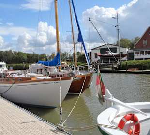 Eindrücke aus dem Hafen Freiburg/Elbe