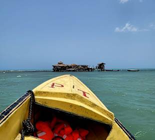 Bootsfahrt zur Pelican Bar 
