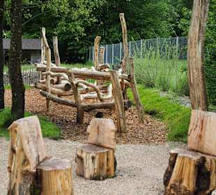 Ein Spielplatz Im Zoo