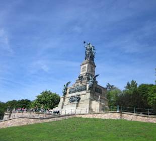 Am Niederwalddenkmal