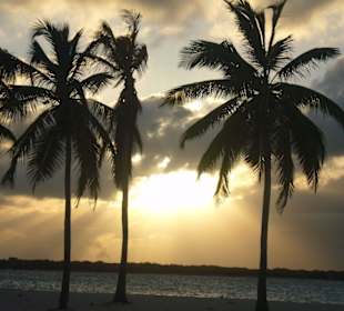 Sonnenuntergang am Coo Beach