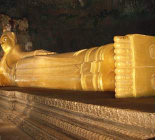 Liegender Budda