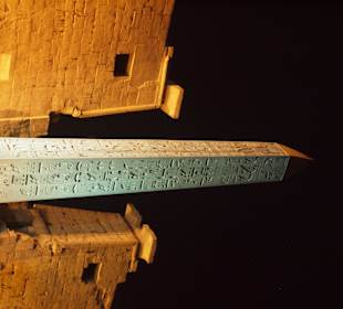 Obelisk vor dem LuxorTempel