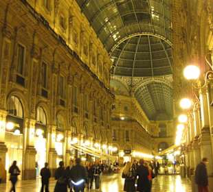 Piazza del Doumo bei Nacht