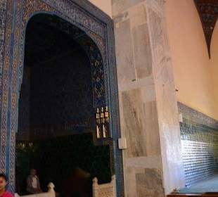 Wnętrze Zielonego Meczetu