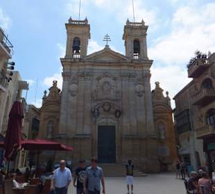 Kościół w centrum.